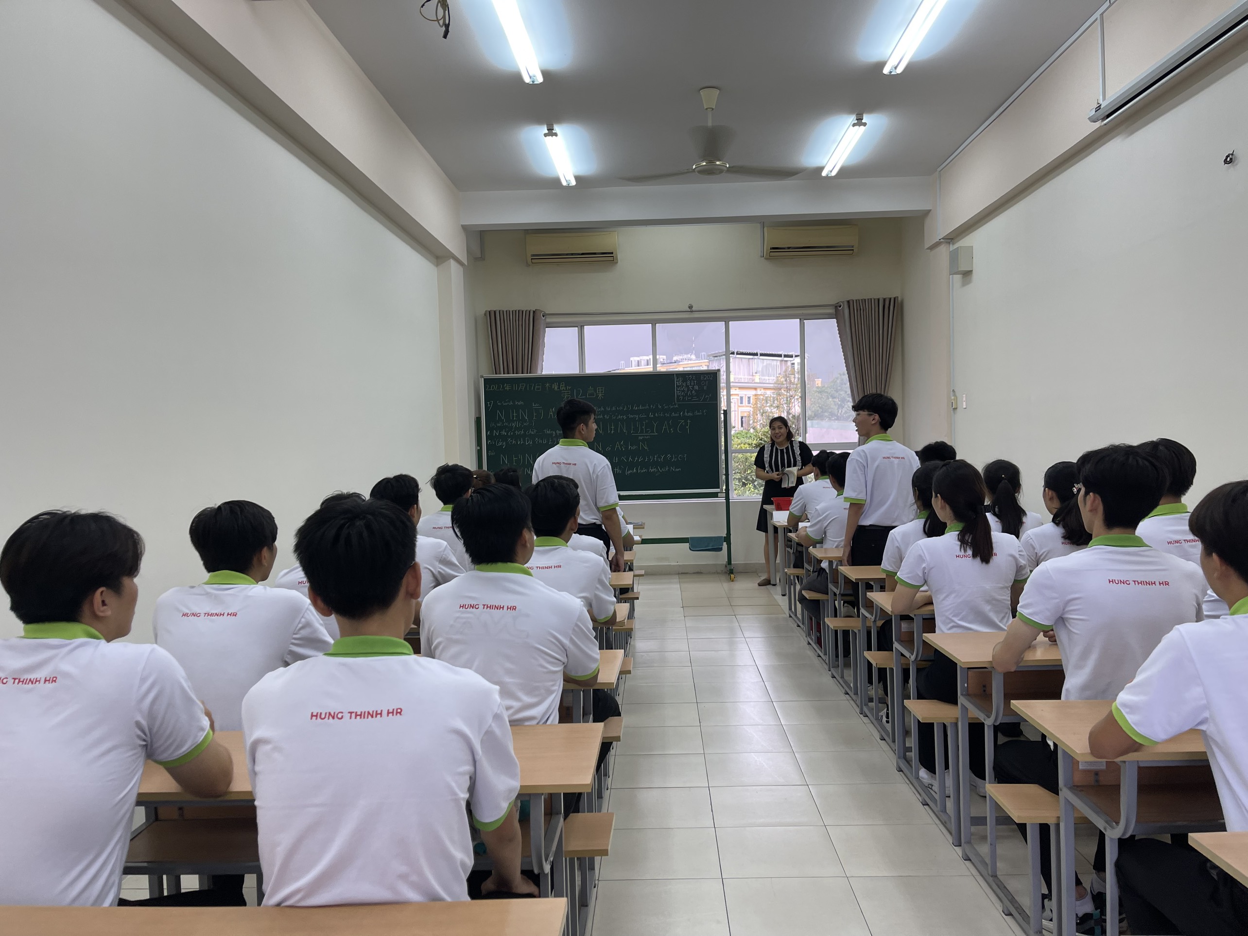 Lớp học tiếng Nhật Hưng Thịnh