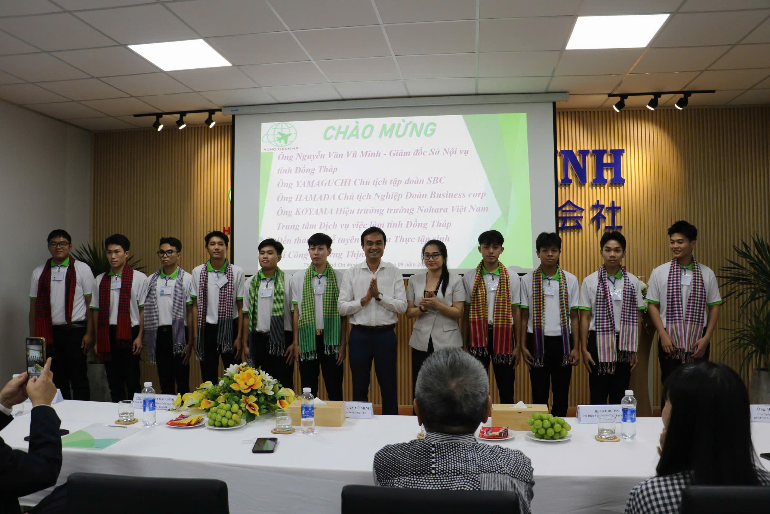 z7304588707874 60405f8fc4fe6b18b2364badf97415c5